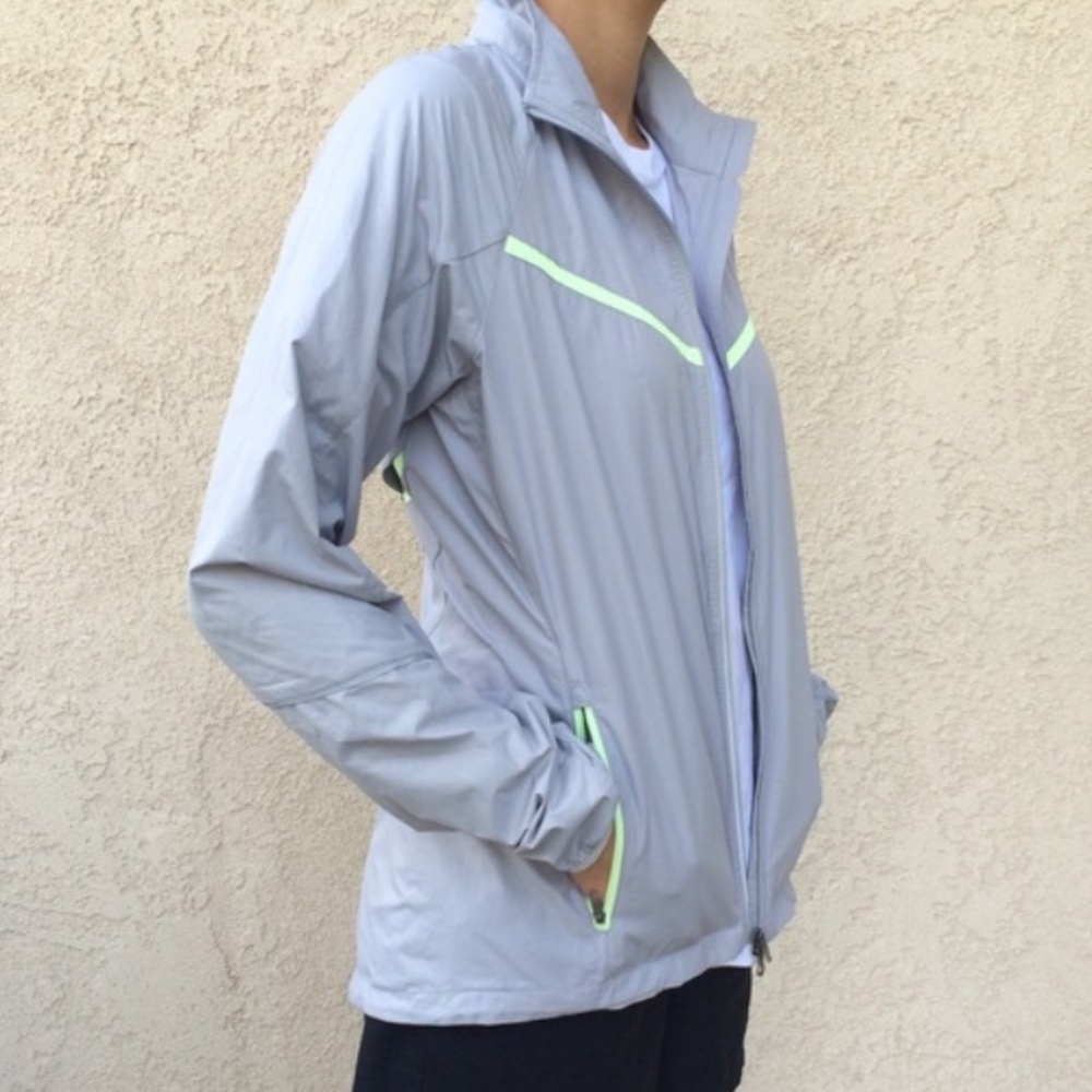 NIKE RUNNING JACKET - Picture 2 of 4